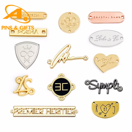 Accesorios de prendas Logotipo personalizado Cuidado privado Transferencia de calor Zapato PVC TPU Caucho PU Etiqueta de marca Cuero de silicona Jeans Tamaño de tela Tela Metal Etiquetas de ropa tejidas